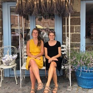 Meet your Posher, Emily